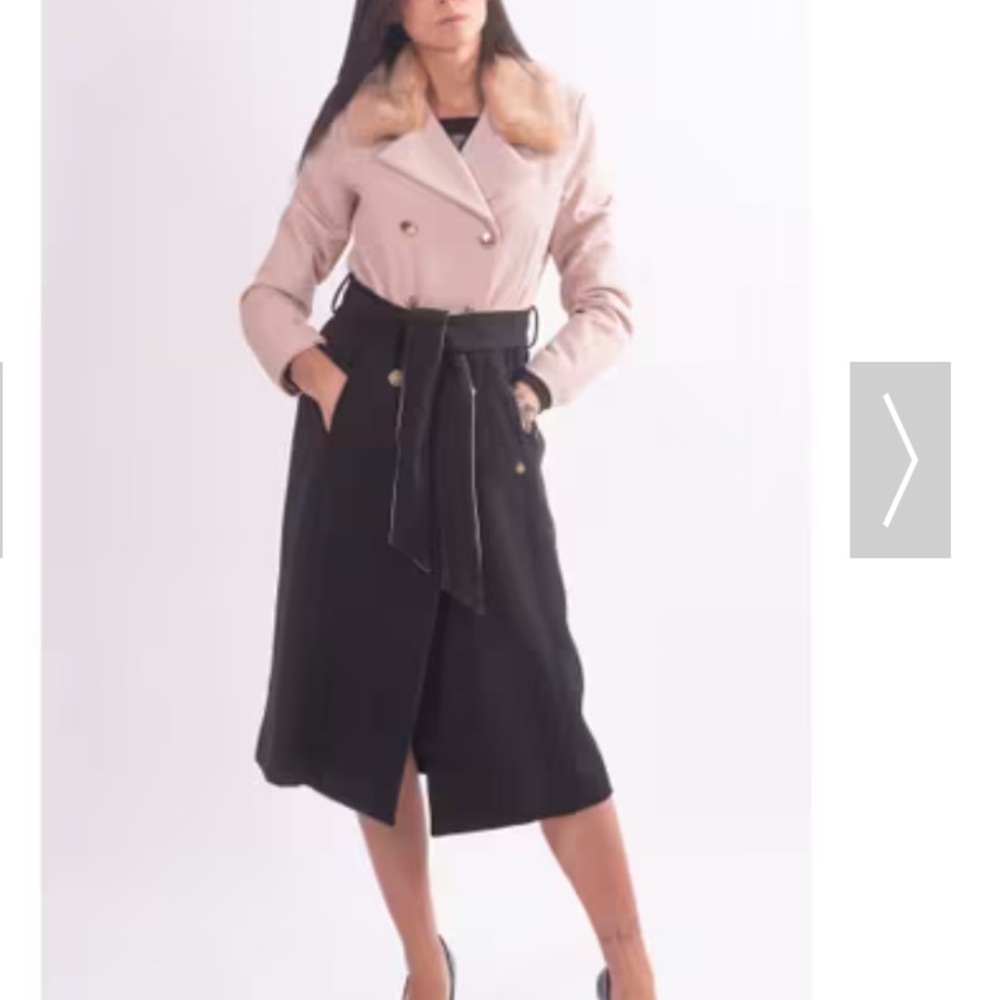 # 4 - Rinascimento - Peach/pink And Charcoal Gray Coat with pockets